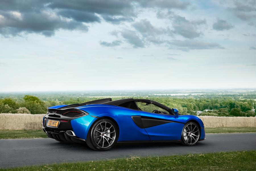  McLaren 570S Spider 2017 года  (UK) (фото 37 из 56)